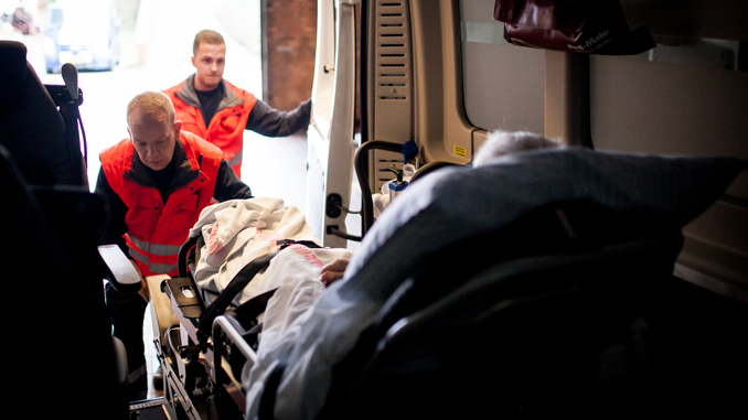Ambulancer - Liggende Sygetransport