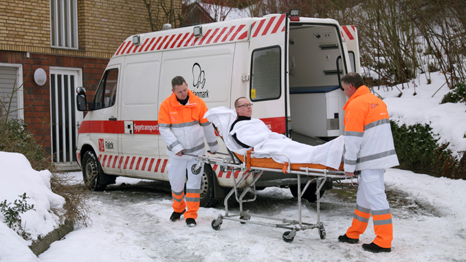 ambulancer---liggende-sygetransport-01